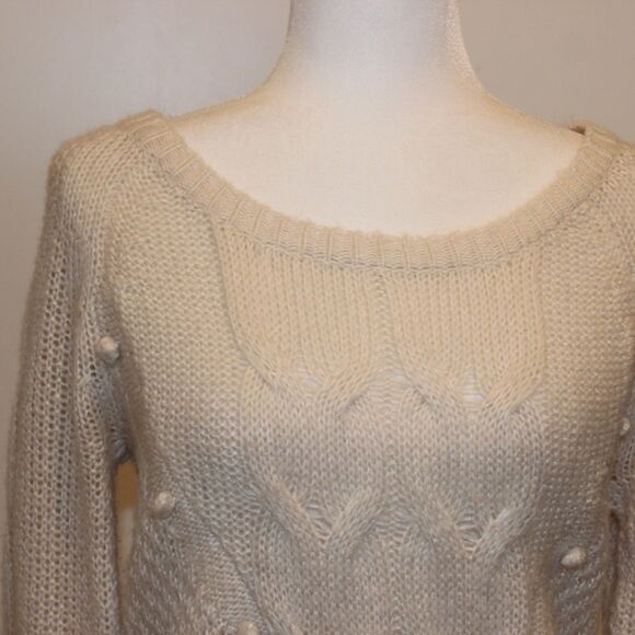 URBAN OUTFITTERS Cream Pullover Sweater Women Size Medium - Picture 2 of 10